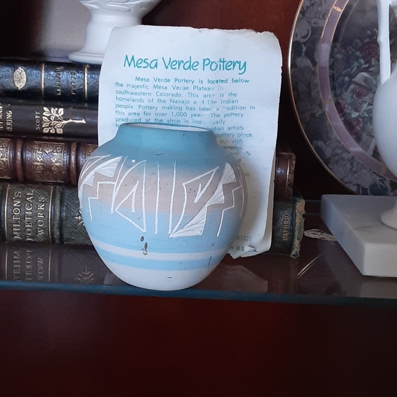 Signed Small Mesa Verde Pottery Vessel USA Navajo COLORADO - Picture 5 of 6